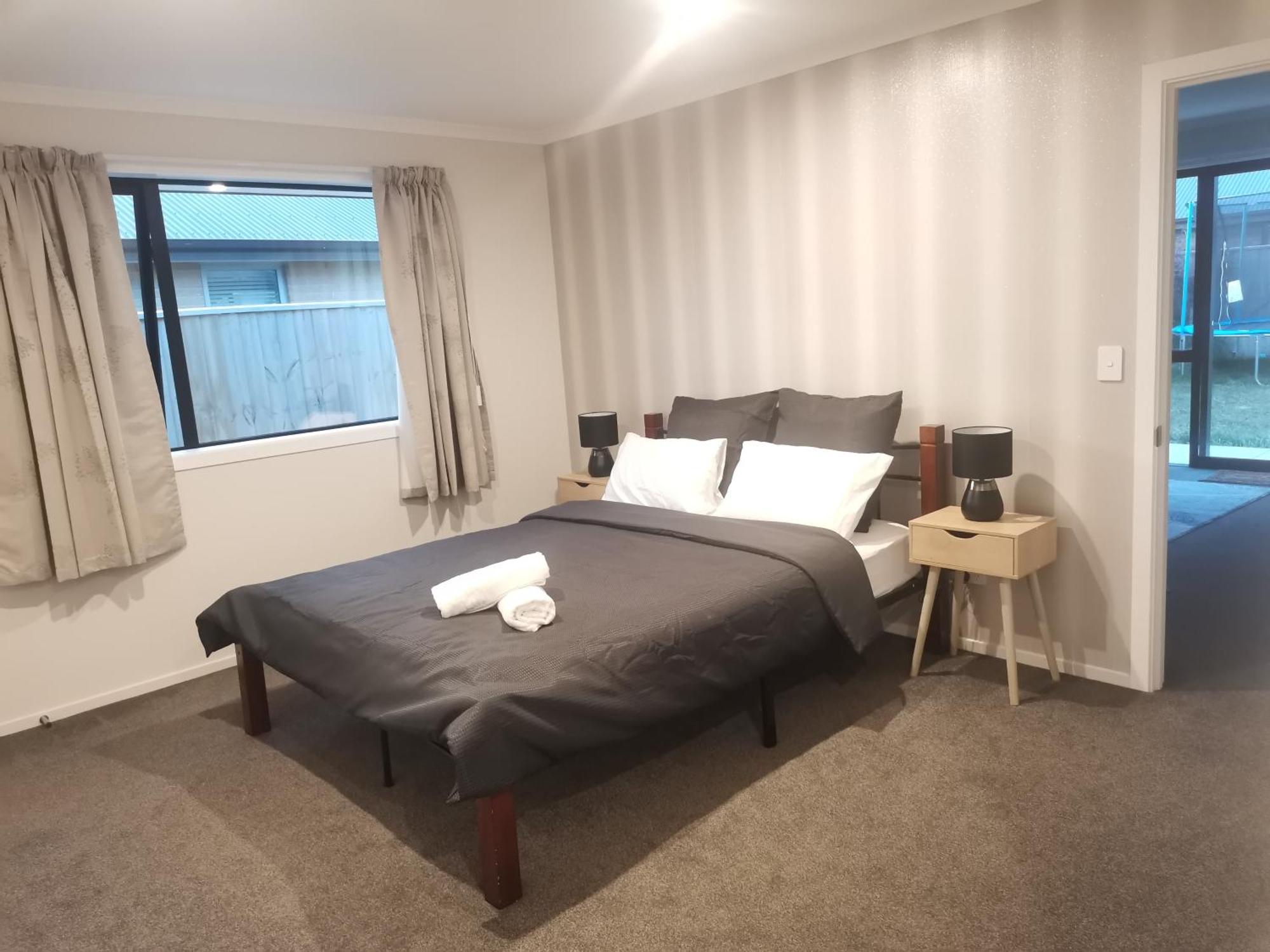 Stylish Private Guest House Ensuite Only Rolleston Екстериор снимка